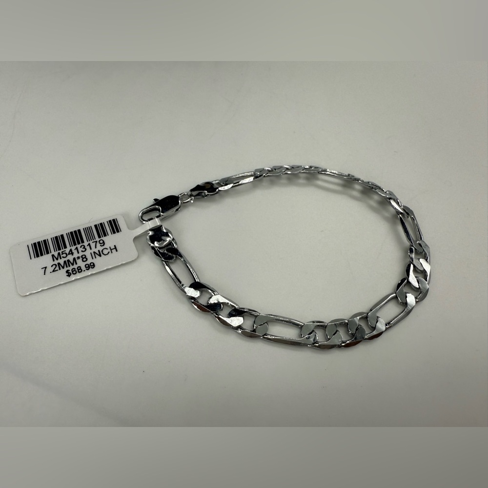 Silver Tone Figaro Chunky Chain Bracelet 8 Inch 7.2mm Lobster Clasp
Gift Ready